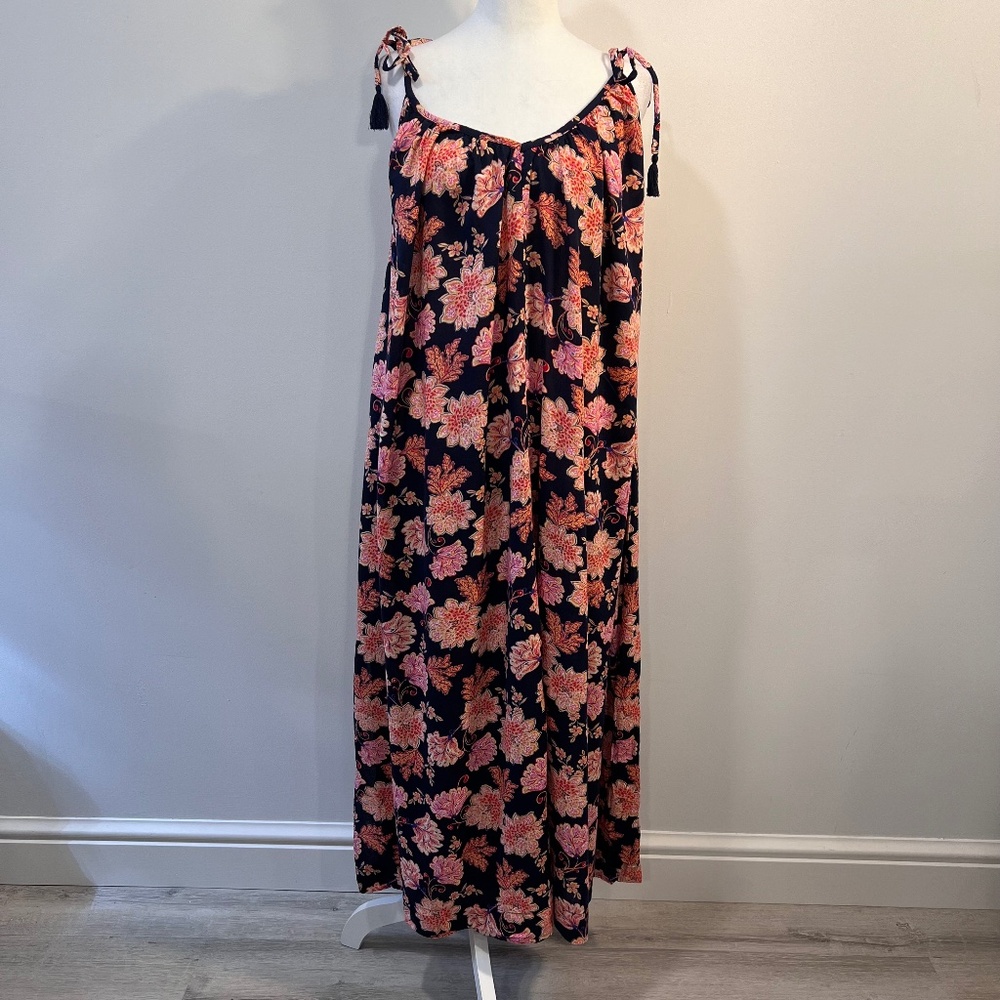 COPY - Old Navy Floral Adjustable Tie-Straps w/Tassels Floral Maxi Dress Size XL